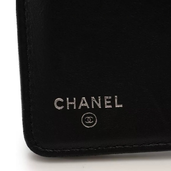 CHANEL V-stitch Folded Long Wallet - Picture 5 of 8
